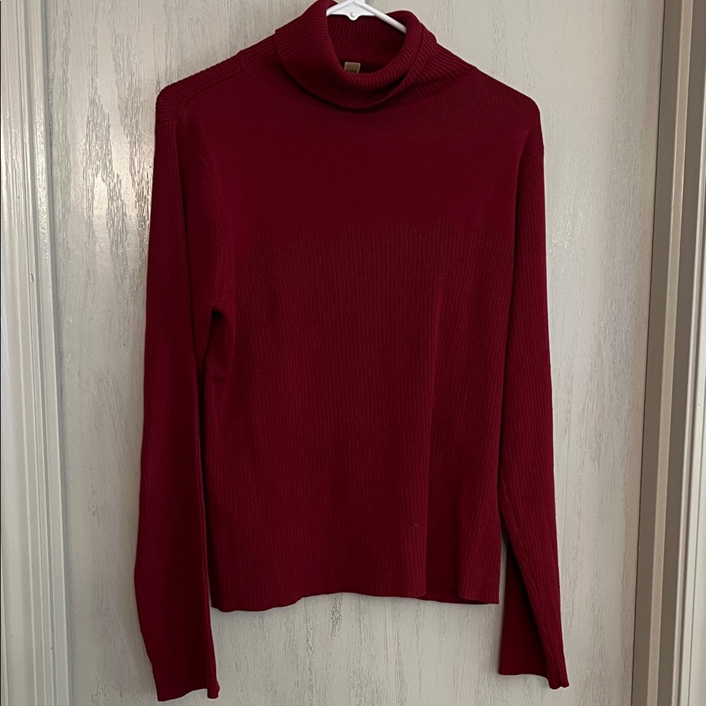 100% Cotton | Ribbed Turtleneck Sweater in Deep Wine